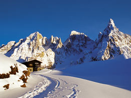 Baita Segantini e Cimon della Pala